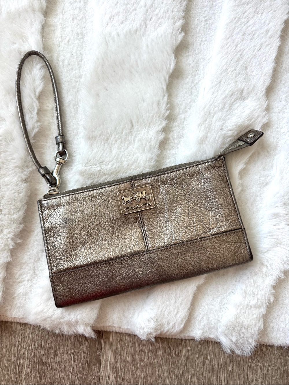 Coach Metallic Silver Leather Wristlet Clutch Wallet